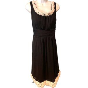 Sangria Black Sleeveless Flower Shaped Lace Detail A Line Dress
